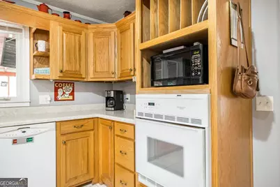 188 E Lewis Street, Cochran, GA 31014 - Photo 8