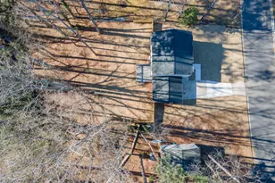 302 Glenview Dr, Peachtree City, GA 30269 - Photo 2