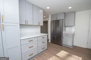 302 Glenview Dr, Peachtree City, GA 30269 - Photo 6