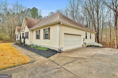 70 Wilkes Court, Newnan, GA 30263 - Photo 4