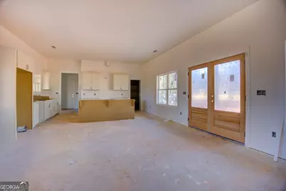 108 Woodcrest Drive, Jackson, GA 30233 - Photo 4