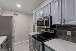 105 Glen Acres Ct, Decatur, GA 30035 - Photo 10