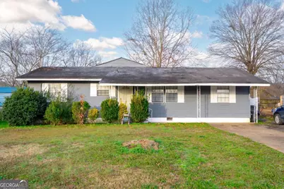 1313 E Sherry Drive, Rossville, GA 30741 - Photo 1