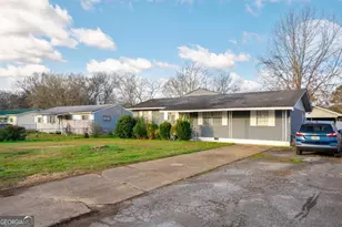 1313 E Sherry Dr, Rossville, GA 30741 - Photo 2