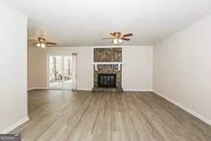 9319 Forest Knoll Dr, Jonesboro, GA 30238 - Photo 2