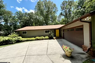 125 Cannongate Cir, Sharpsburg, GA 30277 - Photo 1