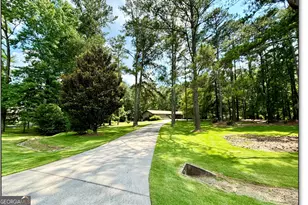 125 Cannongate Cir, Sharpsburg, GA 30277 - Photo 2