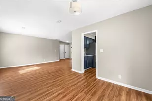 317 E Barnett St, Washington, GA 30673 - Photo 8