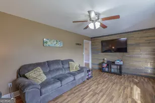 824 Diamond Cir, Lafayette, GA 30728 - Photo 8