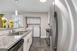 494 Plainville Dr SW, Atlanta, GA 30331 - Photo 14