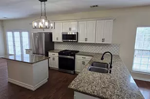 1209 Pendley Point, Hampton, GA 30228 - Photo 24