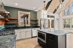 70 Cascading Brook Ln, Blue Ridge, GA 30513 - Photo 8