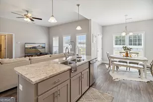 407 Autumn Ave, Statesboro, GA 30458 - Photo 10