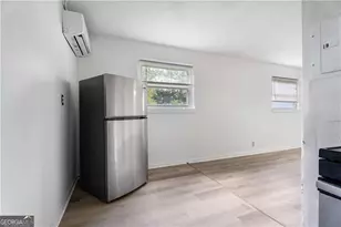 462 Whitehall Ter SW, Atlanta, GA 30312 - Photo 4
