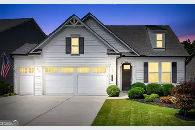 215 Silver Court, Hoschton, GA 30548 - Photo 4