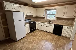 185 Pebble Creek Dr, Athens, GA 30605 - Photo 4