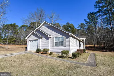 120 Park Place, Barnesville, GA 30204 - Photo 1