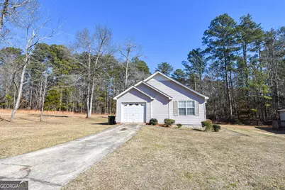 120 Park Place, Barnesville, GA 30204 - Photo 2