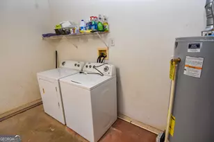 120 Park Pl, Barnesville, GA 30204 - Photo 20