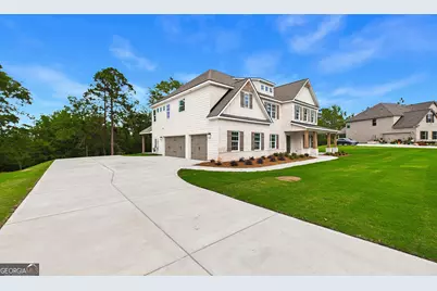 308 Air View Drive, Warner Robins, GA 31093 - Photo 12