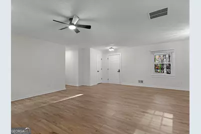 8228 Lullwater Court, Jonesboro, GA 30236 - Photo 10