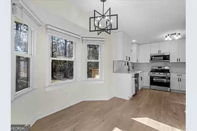 8228 Lullwater Court, Jonesboro, GA 30236 - Photo 18