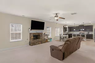 148 Delwood Dr, McDonough, GA 30252 - Photo 2