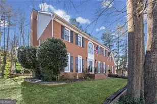 1728 Barrington Cir, Marietta, GA 30062 - Photo 4