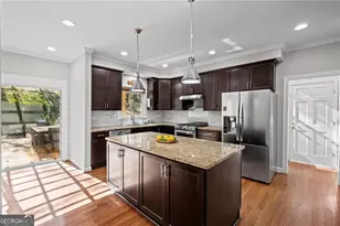 1728 Barrington Cir, Marietta, GA 30062 - Photo 10