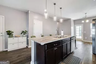 224 Brightleaf Cir, Hinesville, GA 31313 - Photo 10