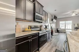 224 Brightleaf Cir, Hinesville, GA 31313 - Photo 12