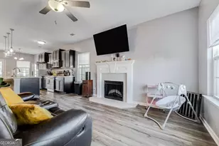 224 Brightleaf Cir, Hinesville, GA 31313 - Photo 4