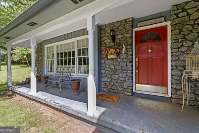 1033 Davenport Circle, Powder Springs, GA 30127 - Photo 2