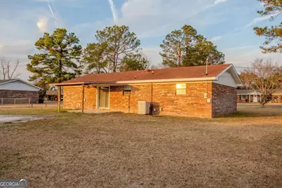 121 Trapper Trail, Blackshear, GA 31516 - Photo 4