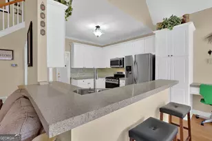 5252 Deep Springs Dr, Stone Mountain, GA 30087 - Photo 12