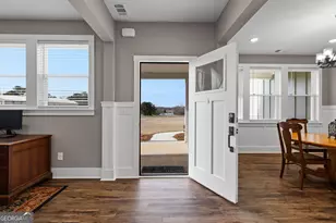 404 Whipple Ave, Williamson, GA 30292 - Photo 6