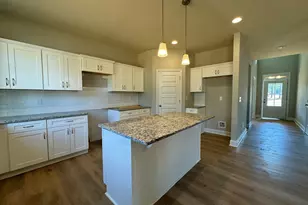 166 Country World Dr, Macon, GA 31211 - Photo 6