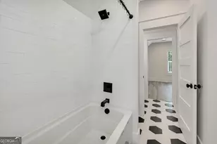 311 Peachtree St, Saint Simons, GA 31522 - Photo 28