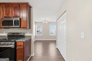 946 Damson Tr, Hampton, GA 30228 - Photo 16