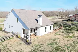 1924 Lou Gurley Rd, Bowersville, GA 30516 - Photo 8