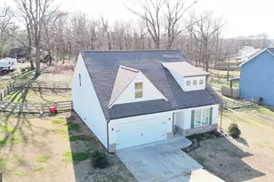 1924 Lou Gurley Rd, Bowersville, GA 30516 - Photo 6