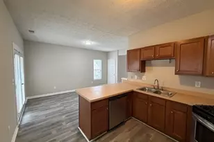 5590 Hampton Ct, South Fulton, GA 30349 - Photo 8