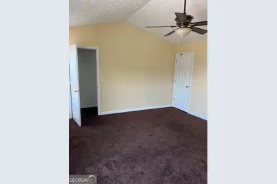 7200 Grosbeak Street, Union City, GA 30291 - Photo 12