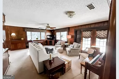 223 N Lake Drive, Sylvania, GA 30467 - Photo 6