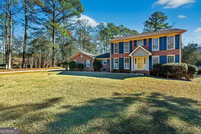 214 Willowcrest Way, Lagrange, GA 30240 - Photo 2