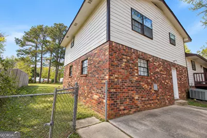 6566 Melandre Drive, Morrow, GA 30260 - Photo 8
