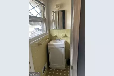 1406 Canterbury Road, Griffin, GA 30223 - Photo 24