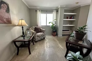 795 Hammond Dr, Sandy Springs, GA 30328 - Photo 4