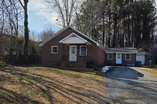 120 S Pine St, Toccoa, GA 30577 - Photo 1