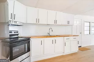 24 Sangster Rd, Jesup, GA 31545 - Photo 2